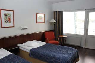 Отель Hotel Waltikka Валкеакоски Стандартный двухместный номер с 1 кроватью или 2 отдельными кроватями-2